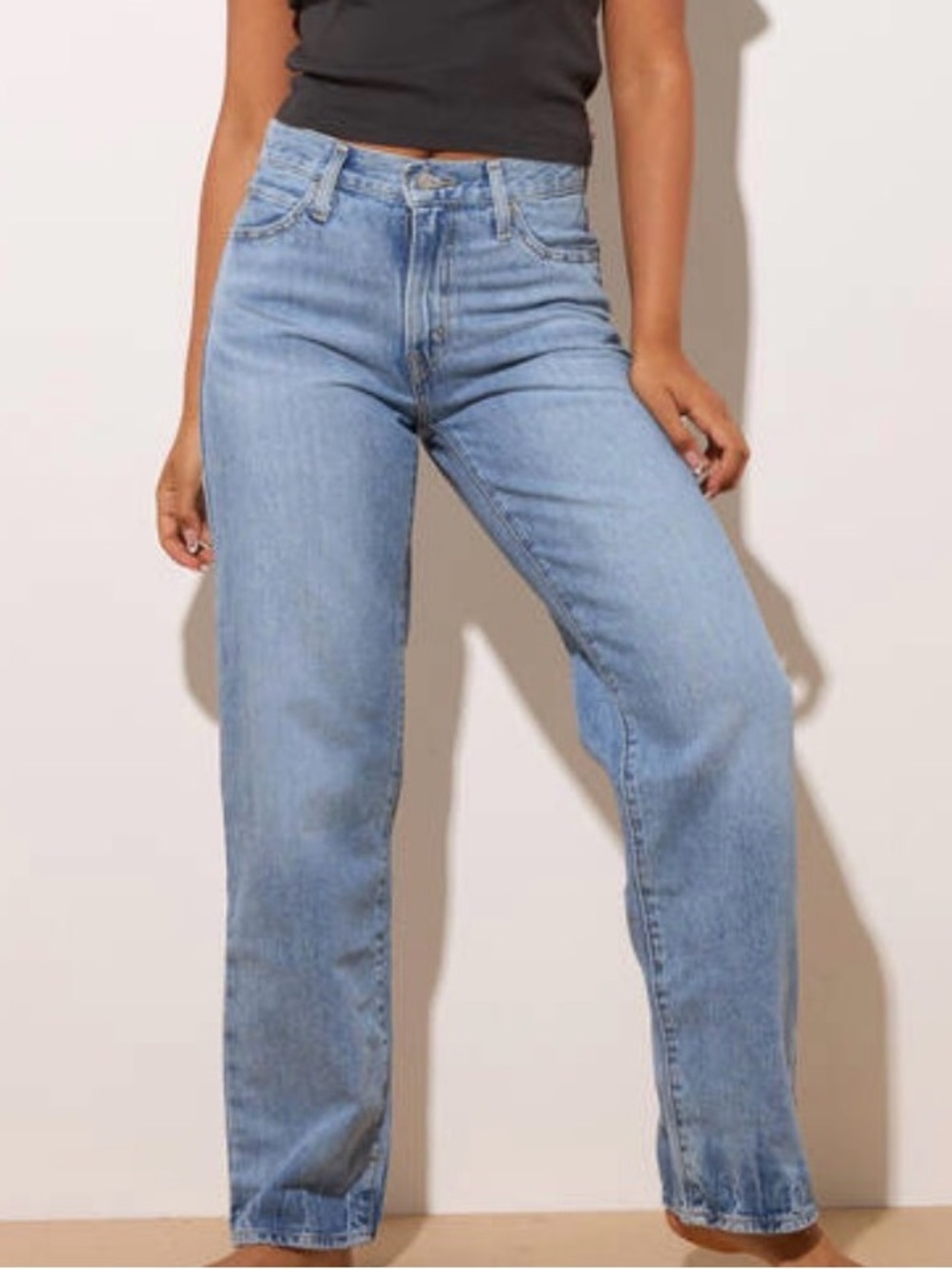 Levi's Women's Light Blue Relaxed Boyfriend Jeans - 94 Baggy